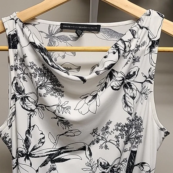 NWOT WHBM Floral Sleeveless Blouse. Size: XXSP. - Picture 2 of 5